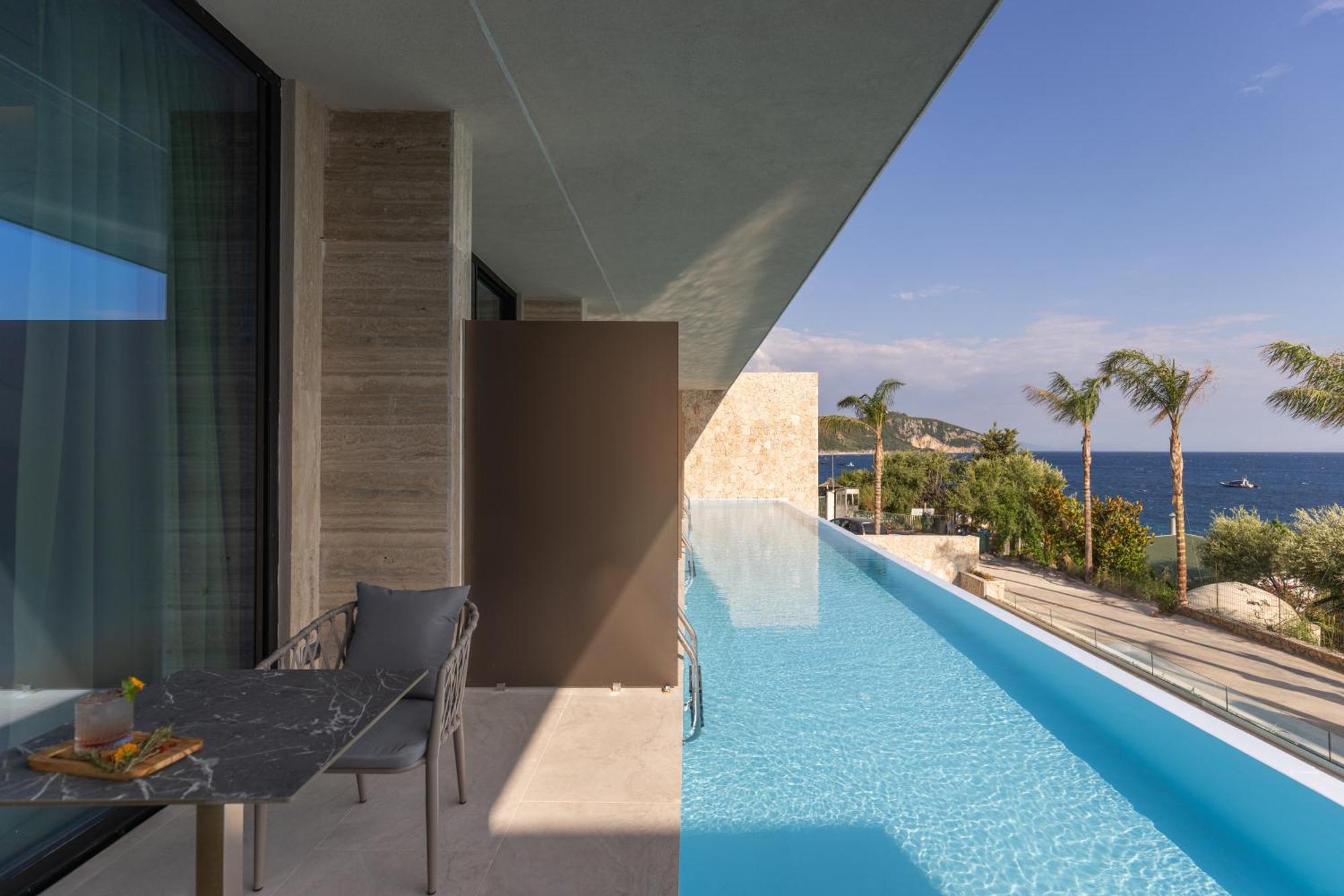 Beyond A Luxury Boutique Hotel Dhërmi Extérieur photo
