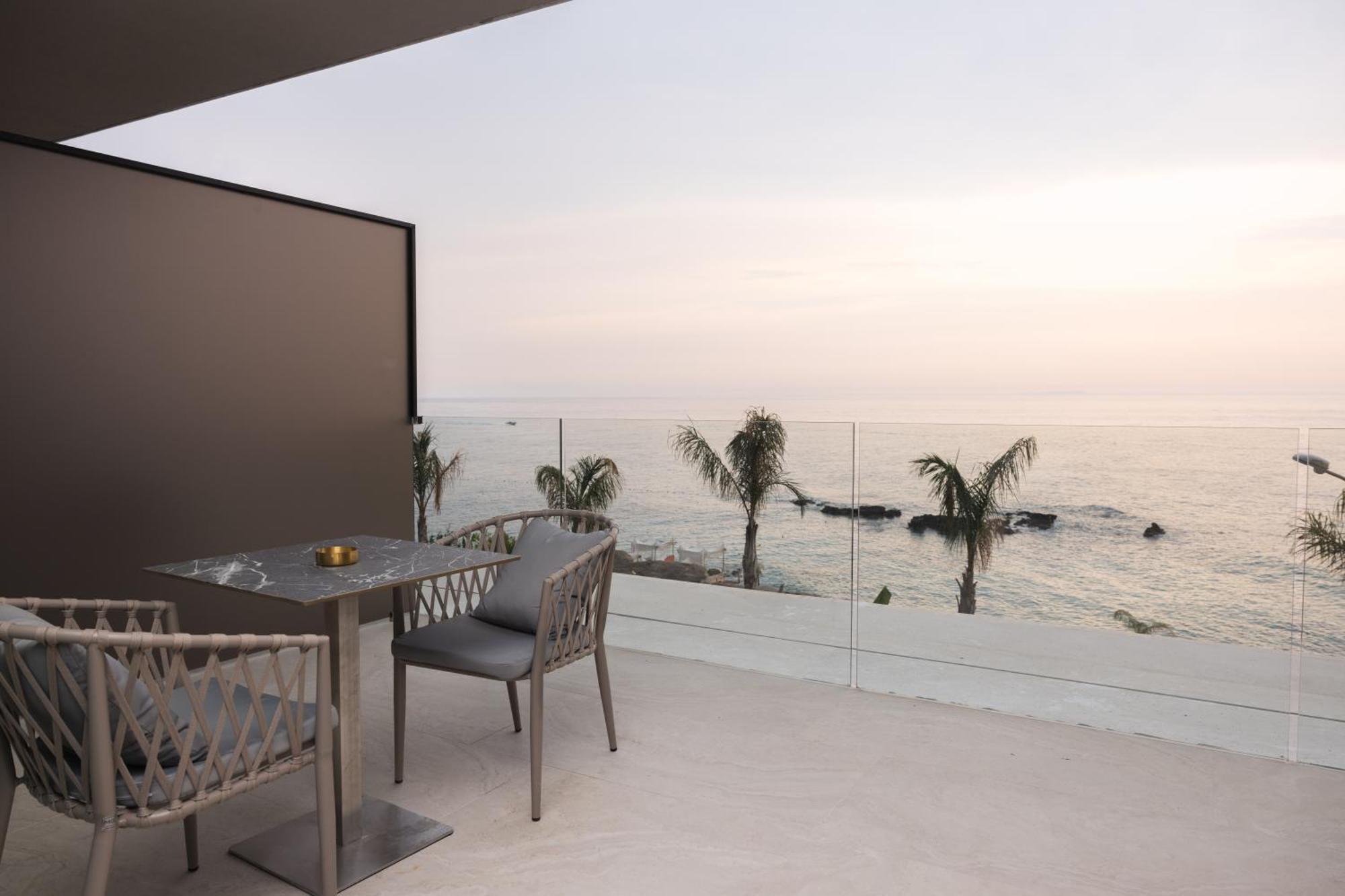 Beyond A Luxury Boutique Hotel Dhërmi Extérieur photo